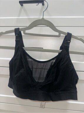 Momcozy Black Maternity Nursing & Hands free Pumping Bra with Drop-Down Clips